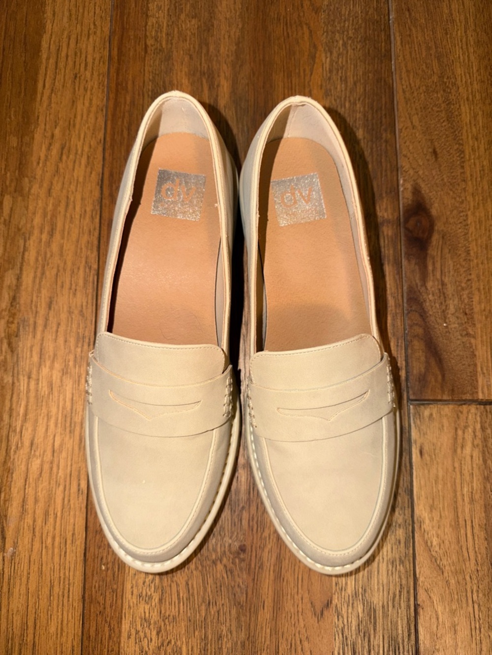 NWT Dolce Vita Neutral Platform Loafers Beige Slip-On Size 9 NEW/UNWORN